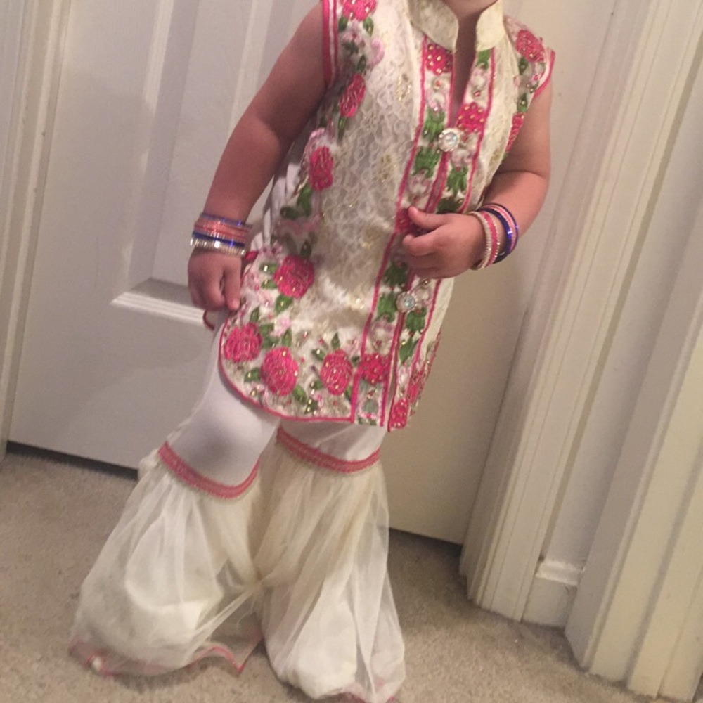 Baby girl sharara size 3T to 4T